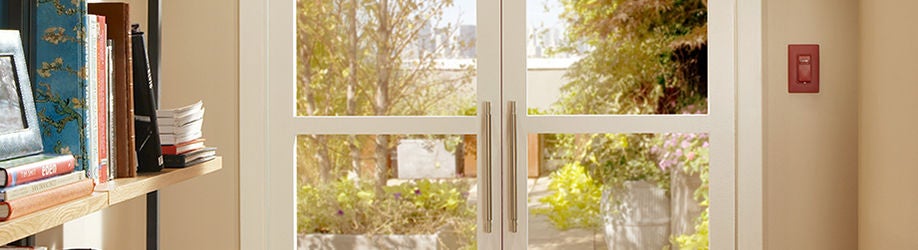 Renu wallplate par fenêtre