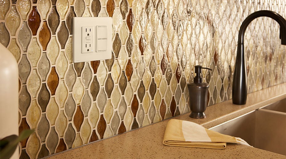 Navajo sable Renu parties sur la mur en cuisine